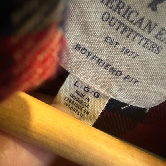 AE flannel - Picture 3 of 3